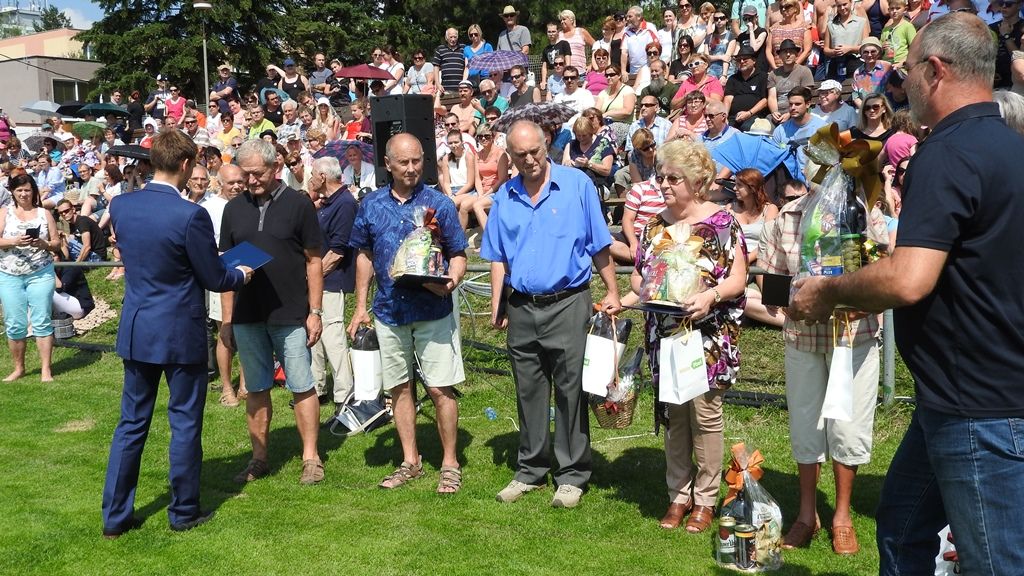 Sokolové se představili na Letné (foto: L. Jarolím, 16.6.2018)