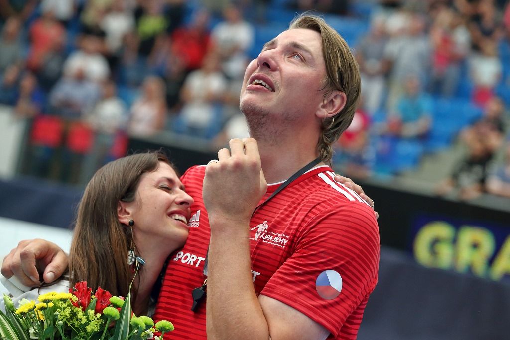 Filip Jícha se v Plzni loučil se svou sportovní kariérou, a s ním více než pět tisíc fanoušků (foto: 16.6.2018)