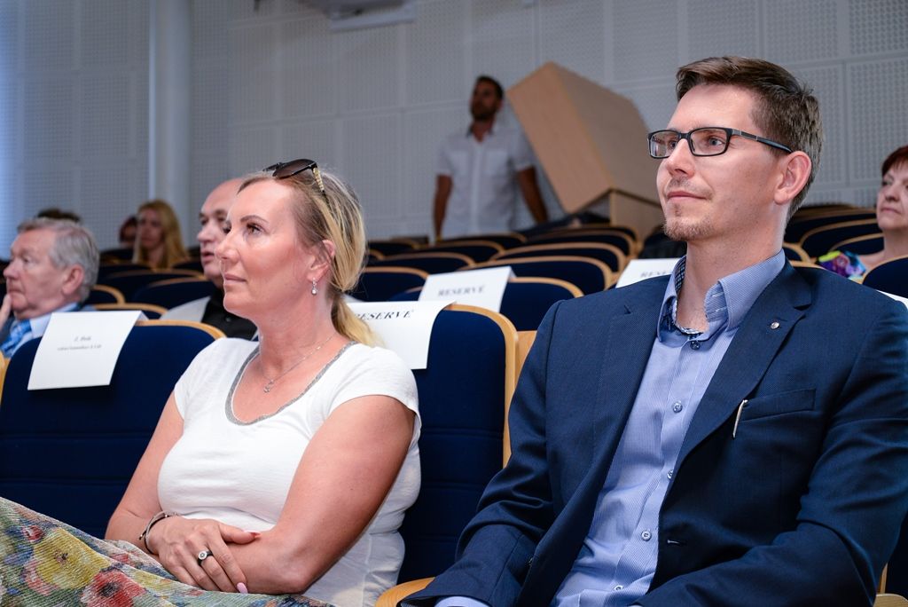Slavnostní předávání ocenění pracovníkům ve školství (fotografie: M. Pecuch, 19.6.2018)