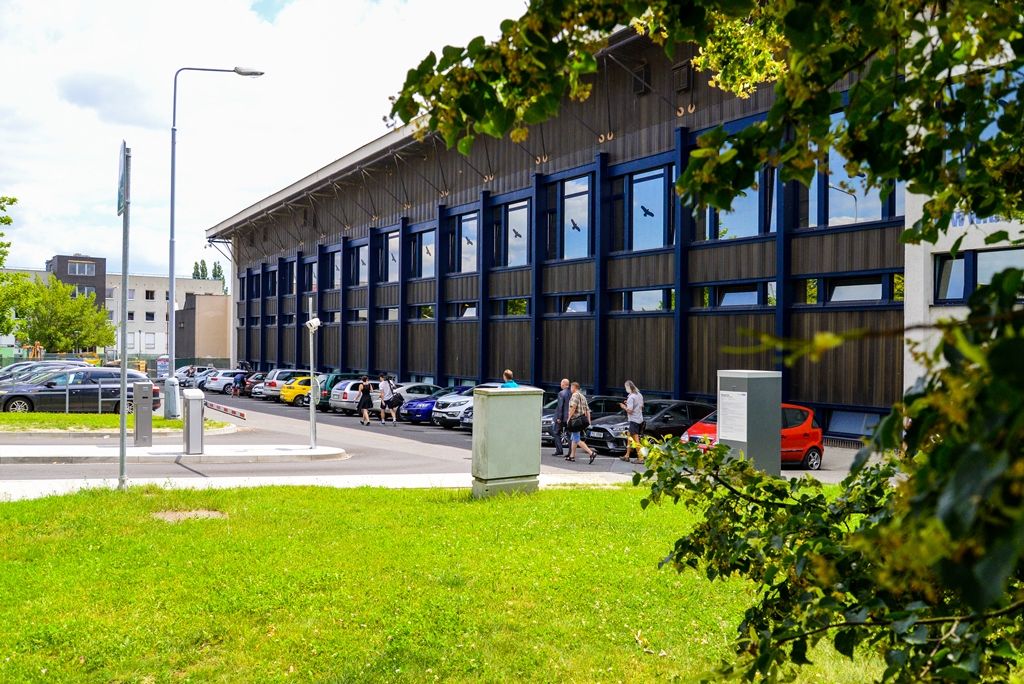 Zahájení přestavby Bazénu Slovany (foto: M. Pecuch, 20.6.2018)