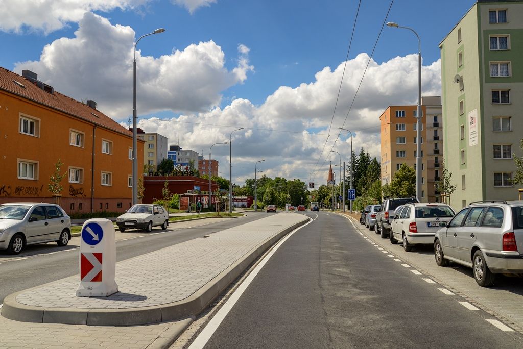 Rozsáhlá rekonstrukce Dlouhé ulice skončila