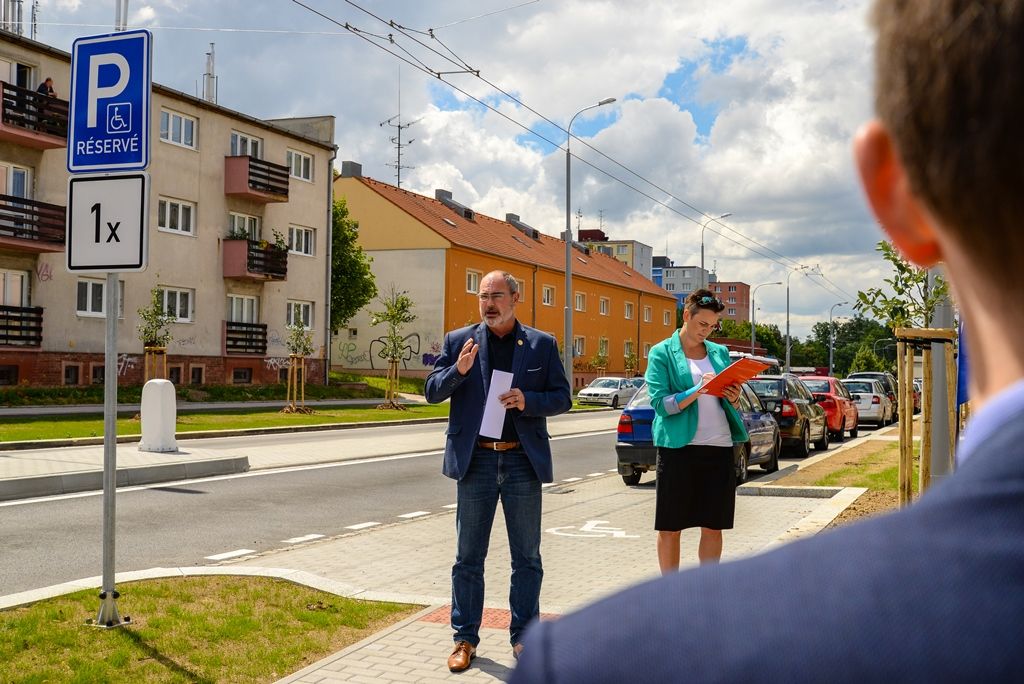 Rozsáhlá rekonstrukce Dlouhé ulice skončila (foto: M. Pecuch, 27.6.2018)
