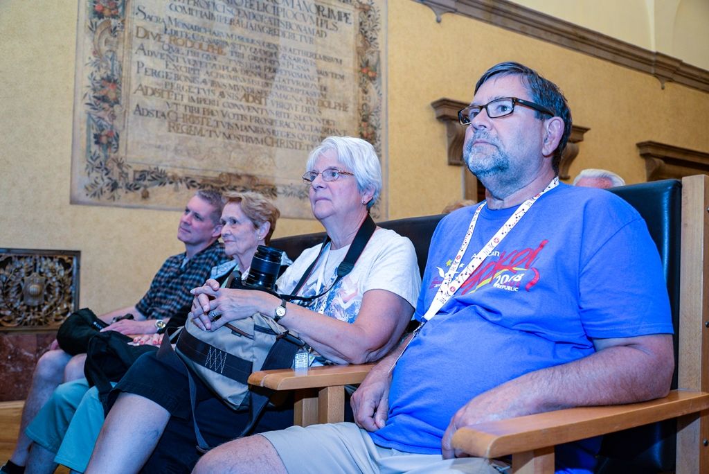 Více než 50 amerických Sokolů navštívilo plzeňskou radnici (foto: M. Pecuch, 3.7.2018)