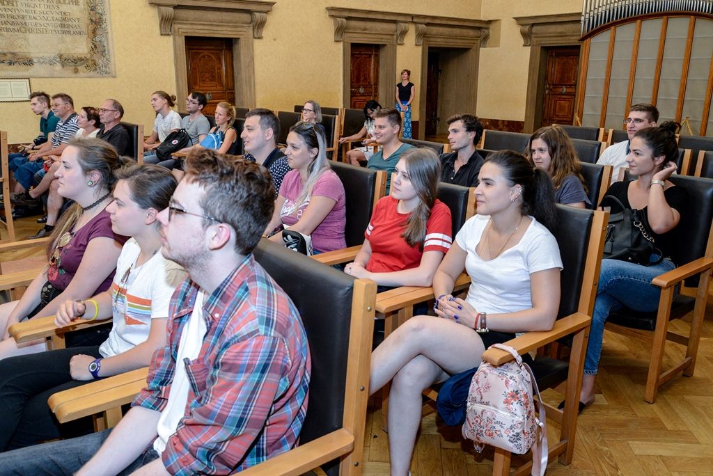 Náměstek primátora Martin Baxa přijal účastníky Letní jazykové školy v Plzni