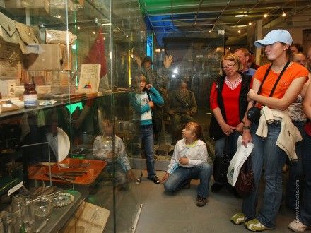 Patton Memorial Pilsen - Stálá expozice Památníku americké armády Patton Memorial Plzeň v Pekle přilákala mnoho návštěvníků, kteří si tak připomněli historické události 1945 v západočeském regionu a shlédli unikátní šíři sbírkových fondů a moderní způsob jejich prezentace.