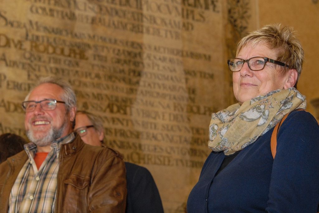 „Jedním z úkolů města Plzně je podporovat podnikatelské prostředí, a to i směrem k německým firmám. V Plzni se mnoha německým firmám daří, obě země mají hodně společného a jsem tomu rád,“ řekl dnes na radnici primátor města Plzně Martin Zrzavecký skupině podnikatelů a podnikatelek z Bavorska. Majitele, ředitele a další zástupce firem, jako jsou například společnosti Penninger, Zurich Gruppe, Donner + Partner Bildungszentren i další, přijal v doprovodu Ivo Grünera, náměstka hejtmana Plzeňského kraje pro regionální rozvoj, fondy EU a informatiku. (foto: 23.10.2015)