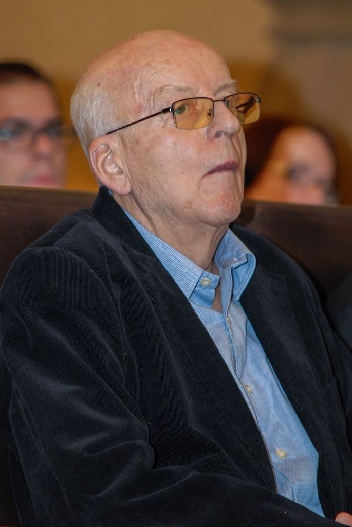 Výjimečné české i zahraniční osobnosti i instituce dnes v Plzni získaly Cenu Ladislava Sutnara, kterou uděluje Fakulta designu a umění Ladislava Sutnara Západočeské univerzity. Slavnostní ceremoniál se uskutečnil v obřadní síni radnice, předcházelo mu přijetí laureátů i vedení fakulty náměstkyní primátora Evou Herinkovou. (foto: 26.10.2015)
