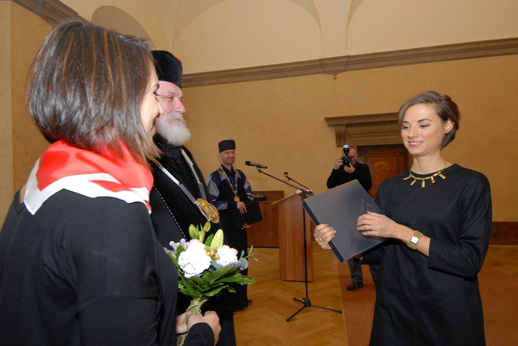 Výjimečné české i zahraniční osobnosti i instituce dnes v Plzni získaly Cenu Ladislava Sutnara, kterou uděluje Fakulta designu a umění Ladislava Sutnara Západočeské univerzity. Slavnostní ceremoniál se uskutečnil v obřadní síni radnice, předcházelo mu přijetí laureátů i vedení fakulty náměstkyní primátora Evou Herinkovou. (foto: 26.10.2015)