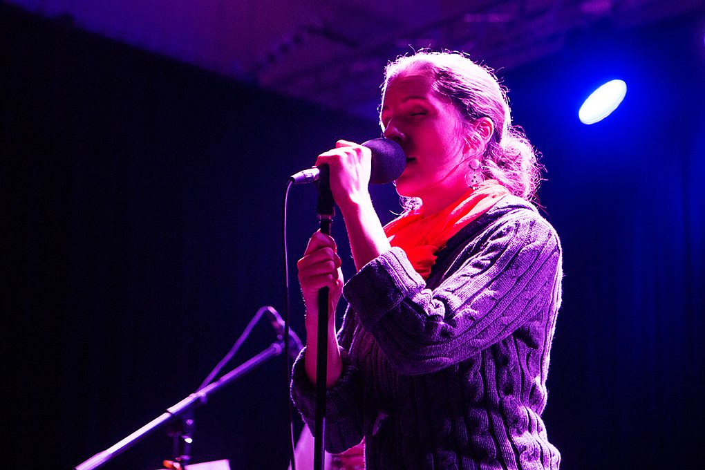 Zdarma nebo za symbolické vstupné 28 korun měli lidé možnost 28. 10. 2015 od dopoledních hodin navštívit vyhledávané turistické cíle, naplněny byly komentované prohlídky radnice, Měšťanské besedy či interiérů Adolfa Loose. Nejen připravený program, ale i podvečerní slavnostní shromáždění u Památníku národního osvobození na náměstí T. G. Masaryka připomnělo 97. výročí založení Československého státu. Za účasti zástupců Poslanecké sněmovny a Senátu Parlamentu České republiky, Plzeňské kraje, města Plzně a dalších institucí vzpomněl primátor města Martin Zrzavecký na významný den naší historie i na takzvané „muže října“, kteří se stali základem úspěchu a prosperity tehdejšího Československa.