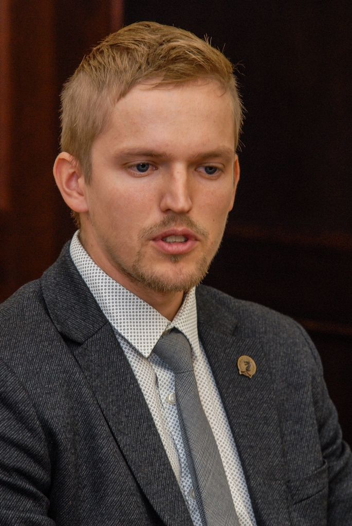 Nakládání s odpady, zkušenosti Plzně s členstvím České republiky v Evropské unii a také systém řízení kvality na úřadě a společenská odpovědnost byly tématy, nad nimiž se v sobotu dopoledne sešli zástupci Plzně s vedením švýcarského Winterthuru. Delegaci nejvyšších představitelů města, s nímž má západočeská metropole uzavřeno již 21 let partnerství, přivítali na radnici primátor Martin Zrzavecký a jeho náměstkyně Eva Herinková. Následovaly společné workshopy, při nichž zástupci obou měst diskutovali o vybraných tématech a vyměňovali si zkušenosti. (foto: 7.11.2015)