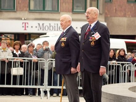 Tradiční pietní akt u památníku Díky, Ameriko!