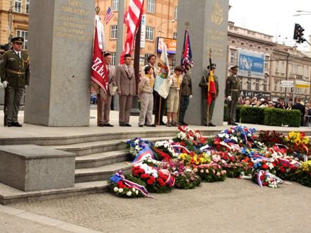 Tradiční pietní akt u památníku Díky, Ameriko!