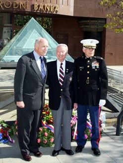 Fotografie z dalších pietních aktů konaných u příležitosti osvobození západních Čech americkou armádou
