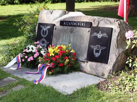 Fotografie z dalších pietních aktů konaných u příležitosti osvobození západních Čech americkou armádou