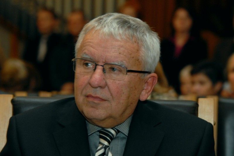 Poprvé při příležitosti 17. listopadu, Dne boje za svobodu a demokracii, udělil primátor města Plzně Martin Baxa historickou pečeť pěti významným plzeňským osobnostem a na základě rozhodnutí městského zastupitelstva také Cenu města Plzně (doc. PhDr. Vlasta Bokůvková, CSc.; MgA. Pavel Pavlovský; doc. Ing. Josef Průša, CSc.; Ing. arch. Jan Soukup; prof. Ing. Zdeněk Vostracký, DrSc.; prof. RNDr. MUDr. Jaroslav  Slípka, DrSc.).