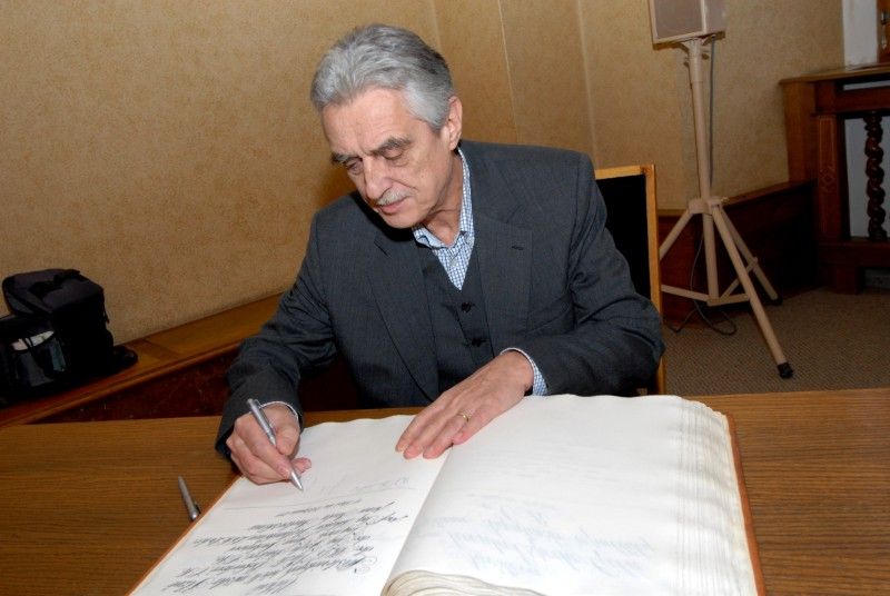 Poprvé při příležitosti 17. listopadu, Dne boje za svobodu a demokracii, udělil primátor města Plzně Martin Baxa historickou pečeť pěti významným plzeňským osobnostem a na základě rozhodnutí městského zastupitelstva také Cenu města Plzně (doc. PhDr. Vlasta Bokůvková, CSc.; MgA. Pavel Pavlovský; doc. Ing. Josef Průša, CSc.; Ing. arch. Jan Soukup; prof. Ing. Zdeněk Vostracký, DrSc.; prof. RNDr. MUDr. Jaroslav  Slípka, DrSc.).