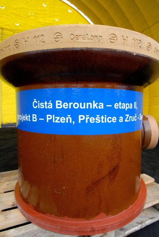 V městské části Radobyčice dnes (6.12.2011) byla zahájena jedna z šesti vodohospodářských staveb projektu Čistá Berounka II, projekt B.