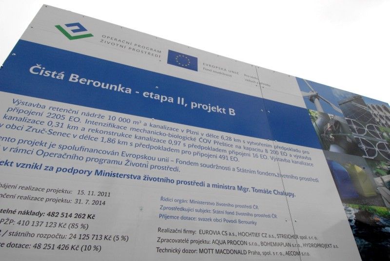 V městské části Radobyčice dnes (6.12.2011) byla zahájena jedna z šesti vodohospodářských staveb projektu Čistá Berounka II, projekt B.