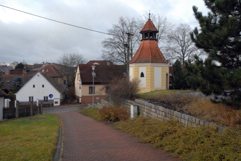 V městské části Radobyčice dnes (6.12.2011) byla zahájena jedna z šesti vodohospodářských staveb projektu Čistá Berounka II, projekt B.