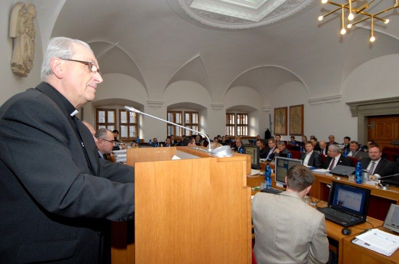 Tradiční vánoční promluva biskupa Radkovského při jednání Zastupitelstva města Plzně