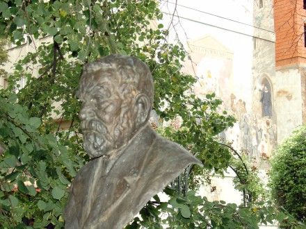 Busta Františka Křižíka.