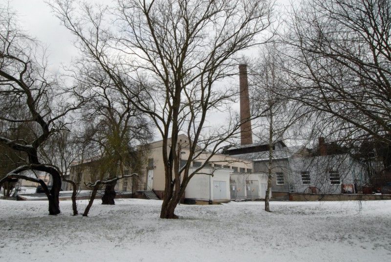 V souvislosti s připravovaným projektem rekonstrukce a modernizace úpravny vody v Plzni na Homolce za 1,2 miliardy korun se dnes (17.1.2012) konalo pracovní jednání, při kterém se členové Rady města Plzně a zástupci pracovní skupiny Zastupitelstva města Plzně ustavené k projektu mohli podrobně seznámit s chystanou investicí. Součástí setkání byla také prohlídka areálu vodárny, včetně historické budovy ÚPRAVNY VODY I z roku 1926, ÚPRAVNY VODY II z šedesátých let a ÚPRAVNY VODY III, která byla vybudována v 90. letech.