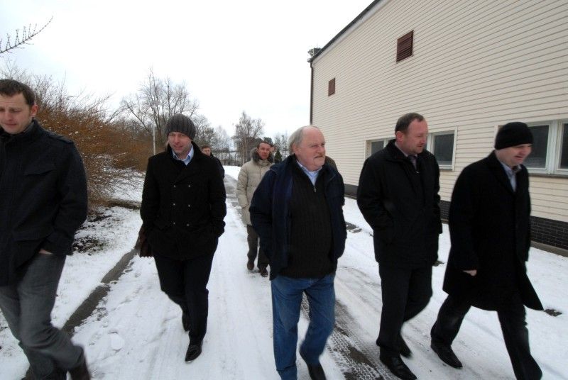 V souvislosti s připravovaným projektem rekonstrukce a modernizace úpravny vody v Plzni na Homolce za 1,2 miliardy korun se dnes (17.1.2012) konalo pracovní jednání, při kterém se členové Rady města Plzně a zástupci pracovní skupiny Zastupitelstva města Plzně ustavené k projektu mohli podrobně seznámit s chystanou investicí. Součástí setkání byla také prohlídka areálu vodárny, včetně historické budovy ÚPRAVNY VODY I z roku 1926, ÚPRAVNY VODY II z šedesátých let a ÚPRAVNY VODY III, která byla vybudována v 90. letech.