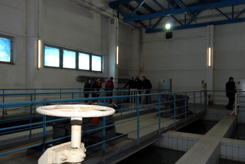 V souvislosti s připravovaným projektem rekonstrukce a modernizace úpravny vody v Plzni na Homolce za 1,2 miliardy korun se dnes (17.1.2012) konalo pracovní jednání, při kterém se členové Rady města Plzně a zástupci pracovní skupiny Zastupitelstva města Plzně ustavené k projektu mohli podrobně seznámit s chystanou investicí. Součástí setkání byla také prohlídka areálu vodárny, včetně historické budovy ÚPRAVNY VODY I z roku 1926, ÚPRAVNY VODY II z šedesátých let a ÚPRAVNY VODY III, která byla vybudována v 90. letech.