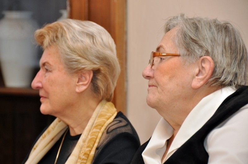 Bude se stavět tramvaj na Borská pole? Co bude s budovou bývalých městských lázní? Jak bude vypadat Světovar po rekonstrukci? Co vznikne v parčíku U Zvonu? Takové otázky kladli (24.1.2012) senioři zástupcům vedení města primátorovi Martinu Baxovi, náměstkovi Martinu Zrzaveckému a radnímu pro sociální záležitosti Jiřímu Kuthanovi na tradičním setkání, které se v intervalu šesti měsíců koná na plzeňské radnici pravidelně již několik let.