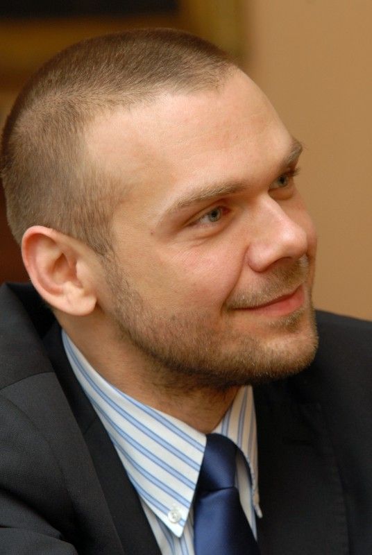 Na svoji první návštěvu od svého jmenování v září minulého roku přijel do Plzně (14.2.2012) velvyslanec Spolkové republiky Německo J. E. Detlef Lingemann. Na plzeňské radnici se setkal s primátorem Martinem Baxou a radní pro školství, mládež, sport a životní prostředí Irenou Rottovou. Primátor Baxa představil velvyslanci Lingemannovi Plzeň jako město, které vzhledem ke své blízkosti s Německem, dlouhodobě podporuje přeshraniční spolupráci, ať se jedná o aktivity Tandemu zaměřené na děti a mládež nebo o činnost Centra Bavaria Bohemia, jež se zapojilo kromě jiného i do nejdůležitějšího projektu Plzně Evropské hlavní město kultury 2015.