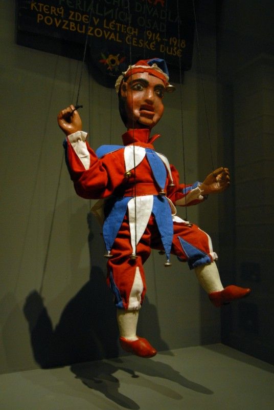 Expozice a tvůrčí dílny mapují výjimečnou historii i současnost plzeňského loutkářství, ale interaktivním způsobem zapojí dětské i dospělé návštěvníky.