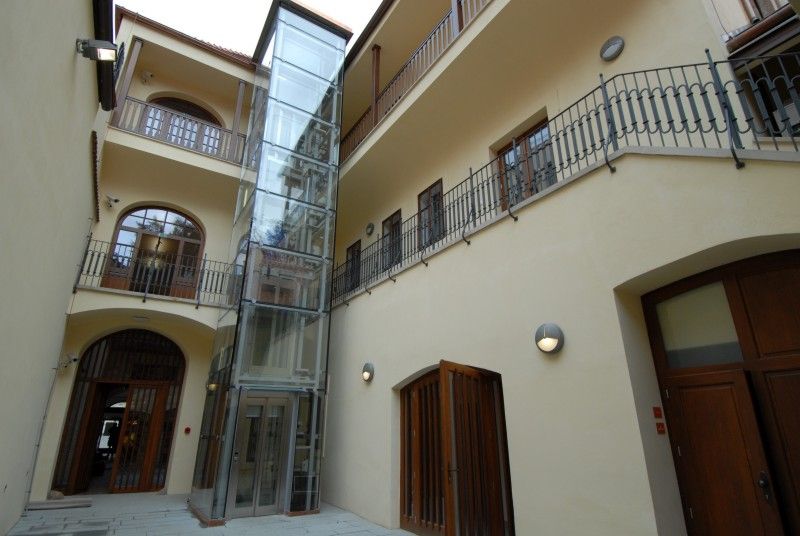 Expozice a tvůrčí dílny mapují výjimečnou historii i současnost plzeňského loutkářství, ale interaktivním způsobem zapojí dětské i dospělé návštěvníky.