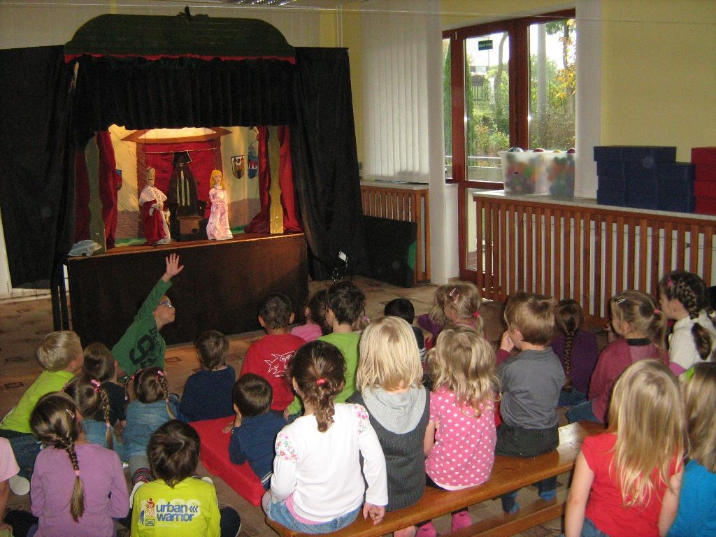 Divadelní představení "Žabí království"