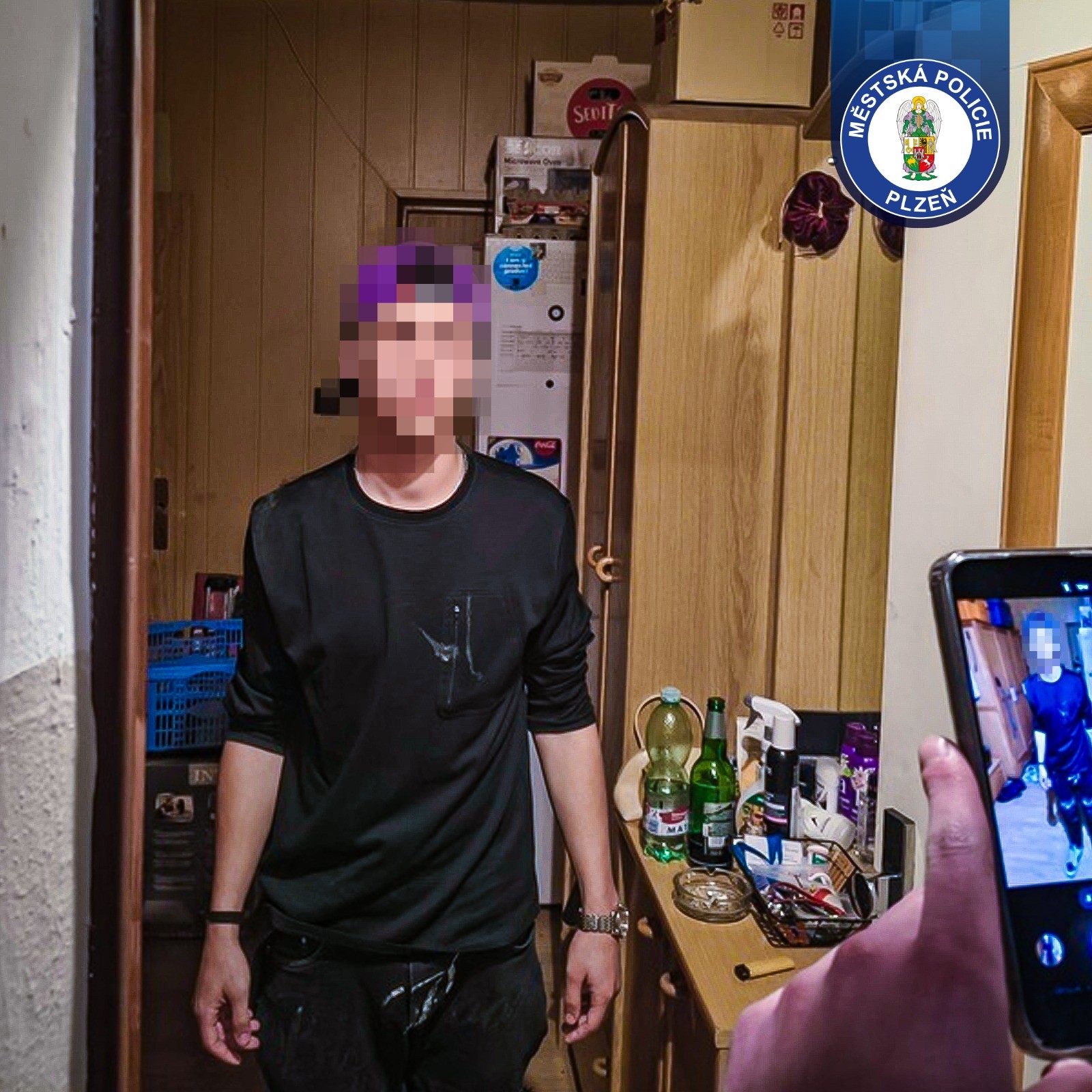 Když si nezletilý přivolá pomoc. A dorazí i realita