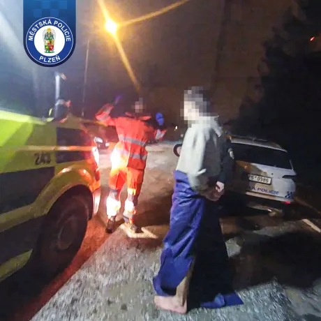 Silvestrovská noc v cizím autě a jeden podchlazený mladý muž