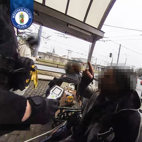 Opilý narušitel veřejného pořádku