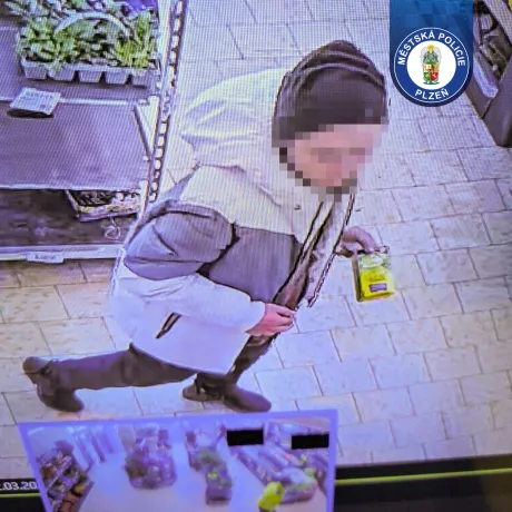 Káva za čtyři tisíce a známá tvář