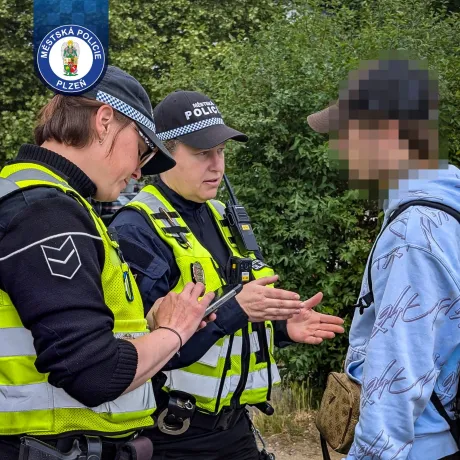 Městská policie Plzeň kontrolovala rušný dopravní uzel 