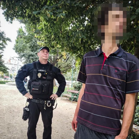 Strážníci vypátrali za pátek a sobotu hned čtyři osoby v hledáčku policie
