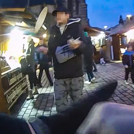 Opilý muž narušoval klid Martinských trhů