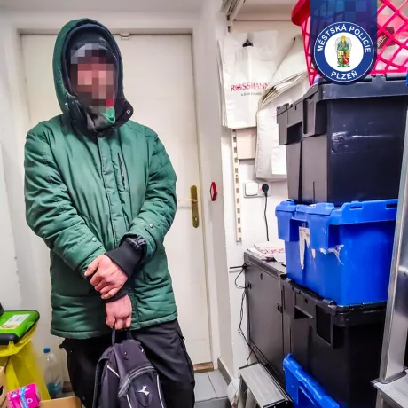 Zloděje z kamerových záznamů strážníci vypátrali během několika dnů