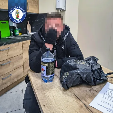 Chtěl se posilnit kradeným Fernetem