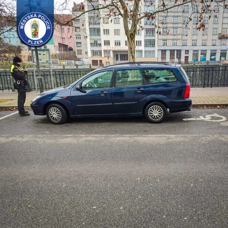 Parkování na místech pro zdravotně a tělesně postižené má svá pravidla