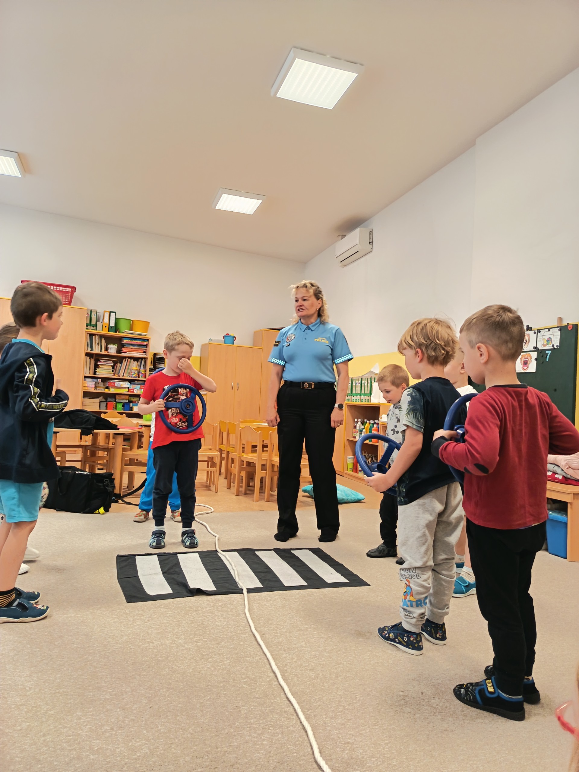 Beseda s městskou policií pro předškoláky - 3.6. 2026 (Včeličky, Berušky)