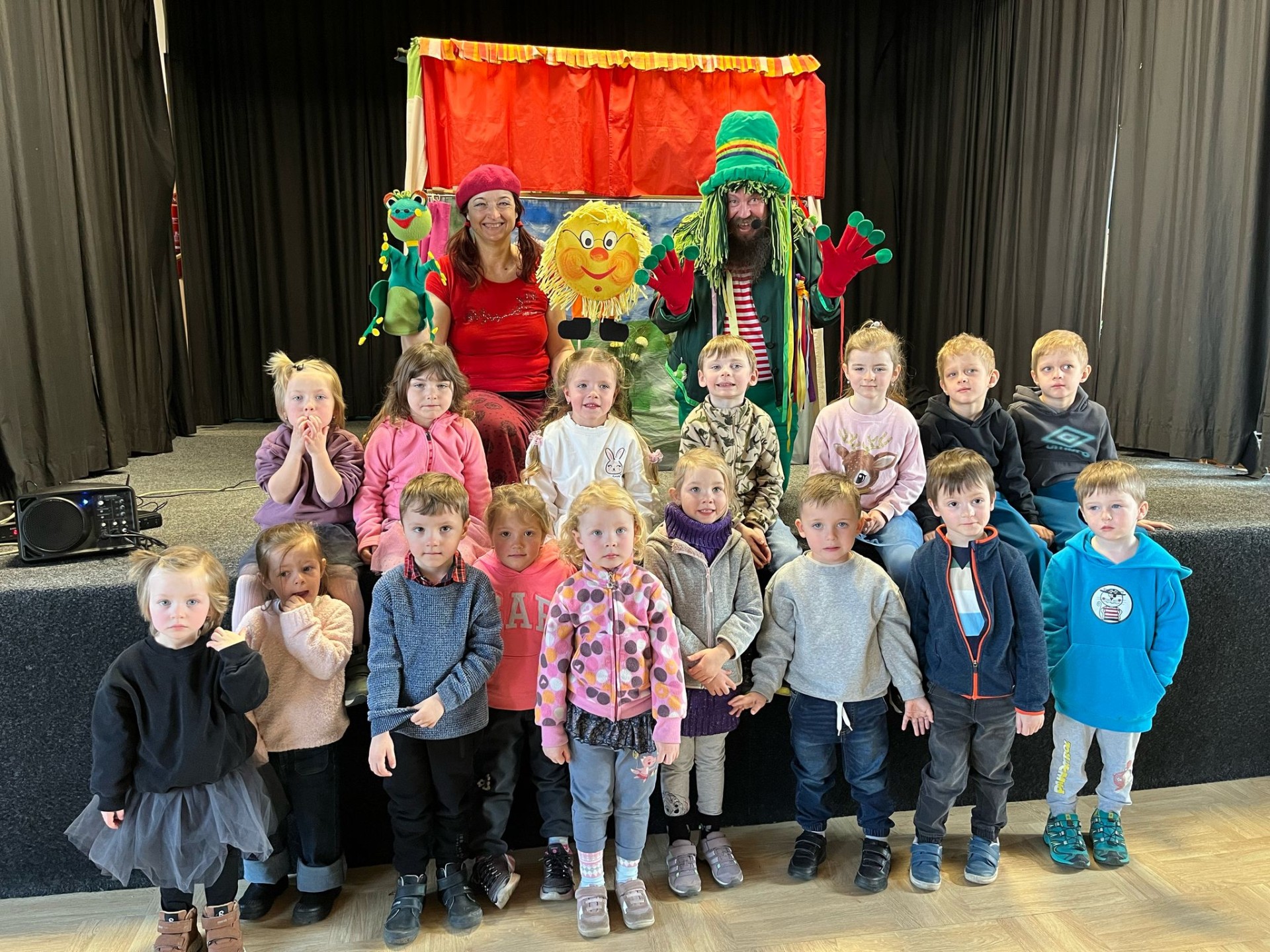 Divadlo D klub " Jak se vodník chtěl oženit"