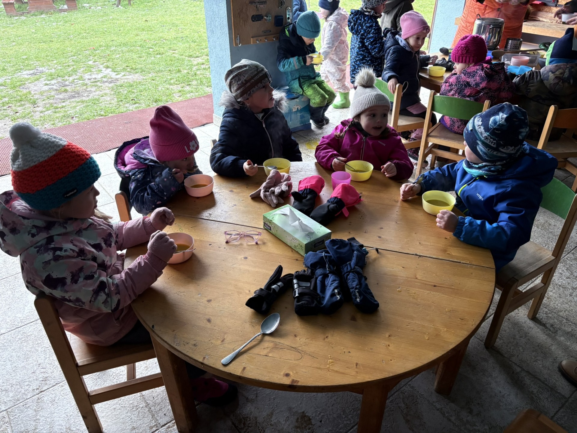 S Ančou a Pepíkem vaříme na horách polévku