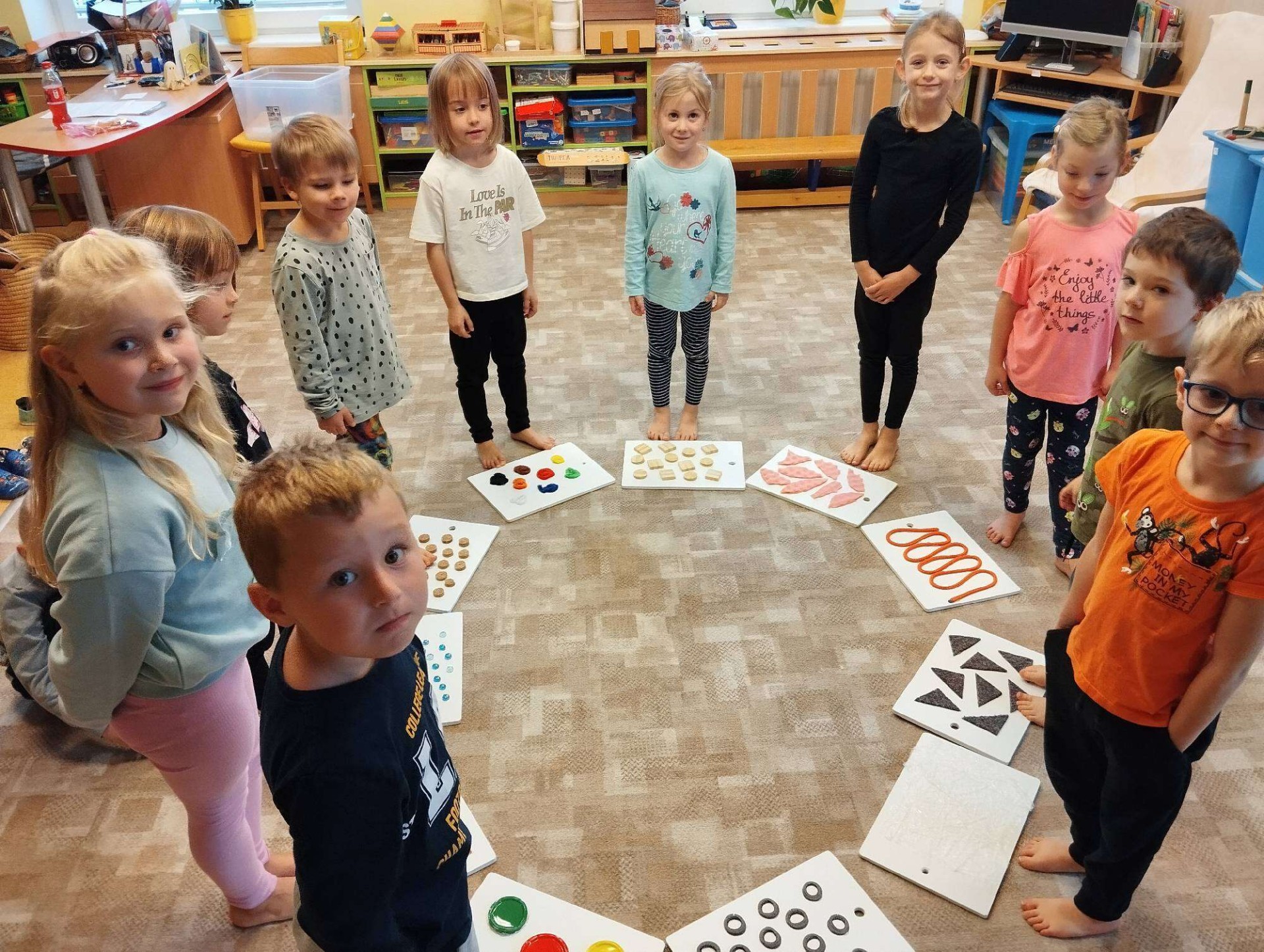 Hmatový chodníček