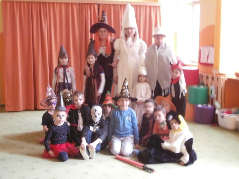 Žabky - halloweenský rej