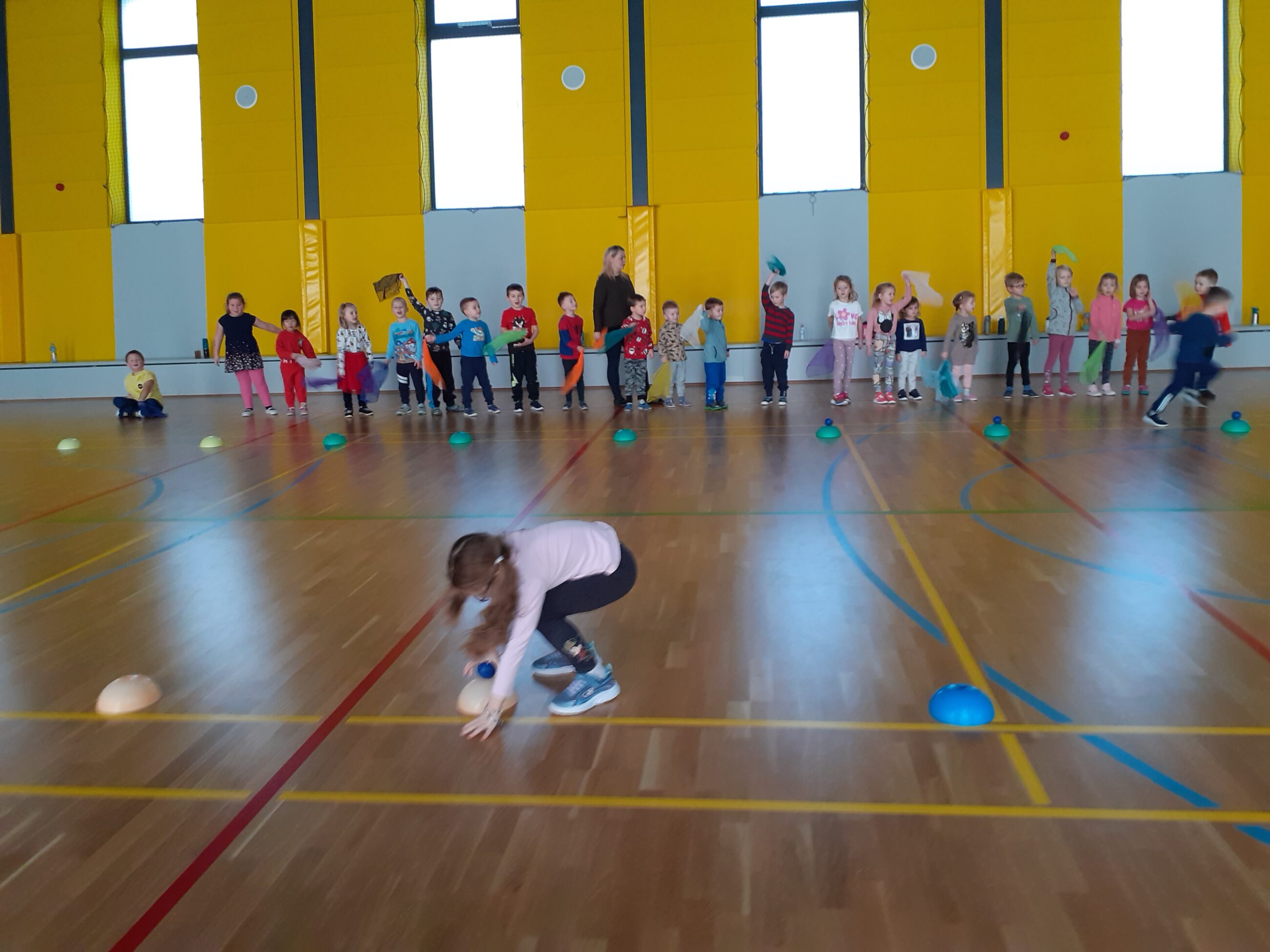 Sokolovna 2 a 3 Broučci i Ferdové