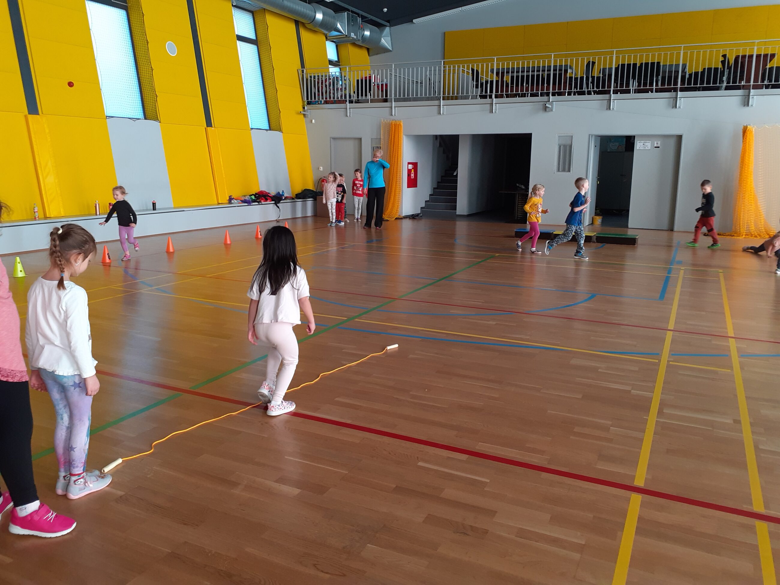 6. cvičení v Sokolovně Broučci